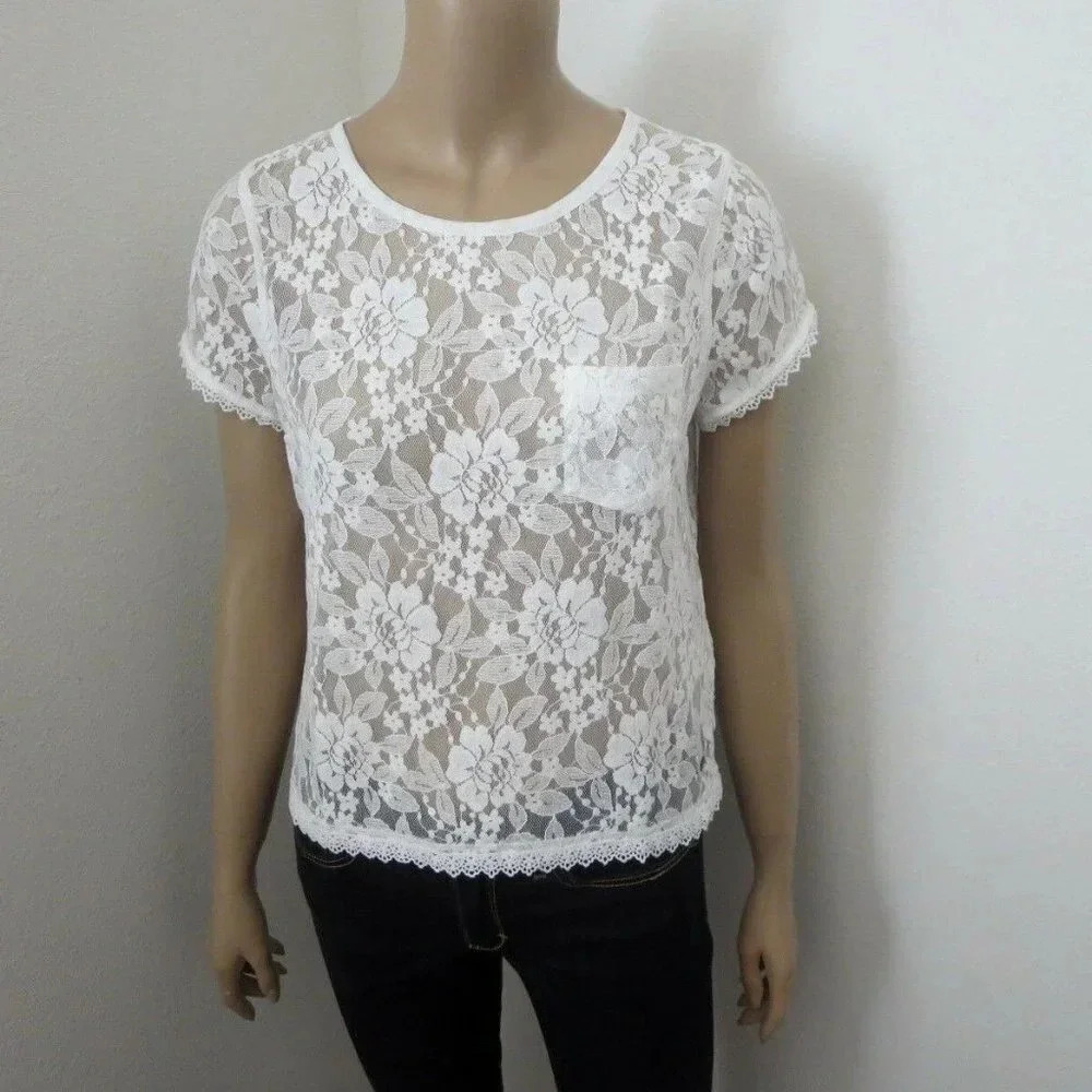 NEW Abercrombie Lace Top Size Small Shirt White